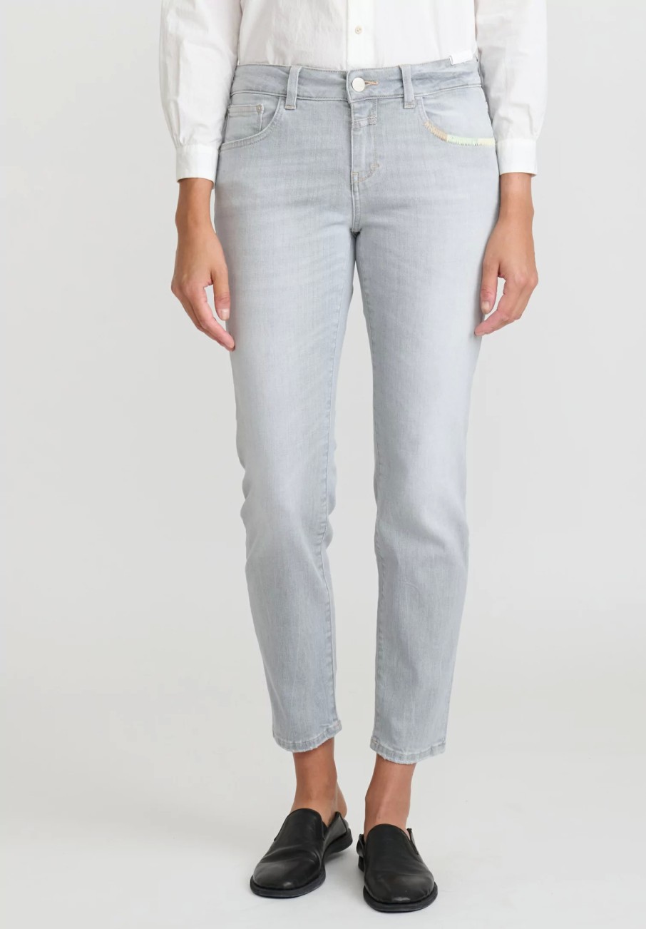 Closed Denim | Organic Cotton Baker Cropped Jeans With Embroidery In Light Grey