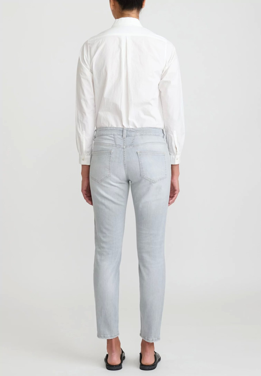 Closed Denim | Organic Cotton Baker Cropped Jeans With Embroidery In Light Grey