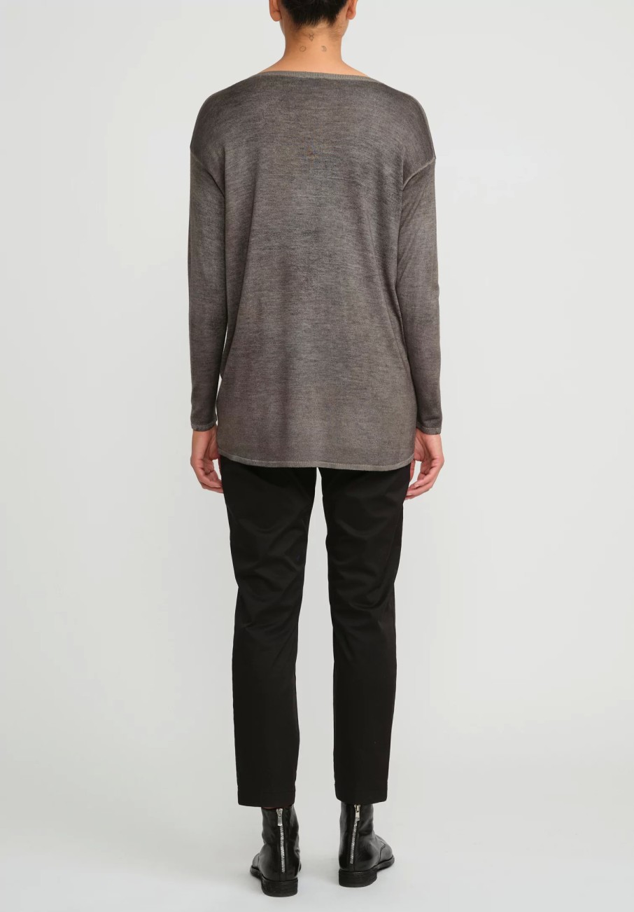 Avant Toi Knitwear | Hand-Painted Cashmere & Silk V-Neck Sweater In Nero Mushroom Grey