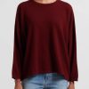 Hania New York Knitwear | Cashmere Sasha Short Crewneck In Drama Red