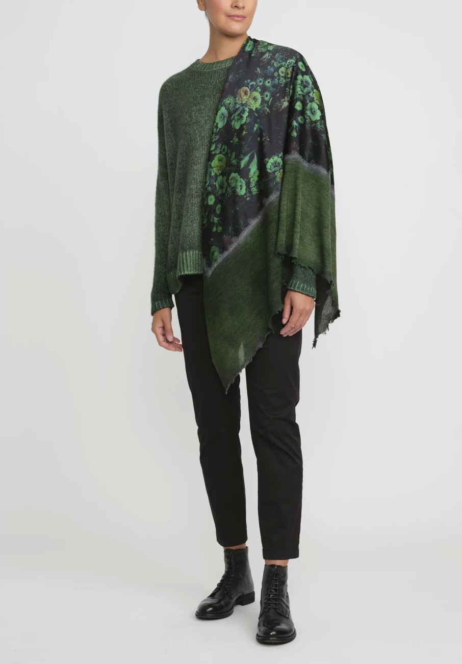 Avant Toi Scarves & Shawls | Cashmere & Silk Quadrello Dark Flowers Scarf In Nero Wild Green