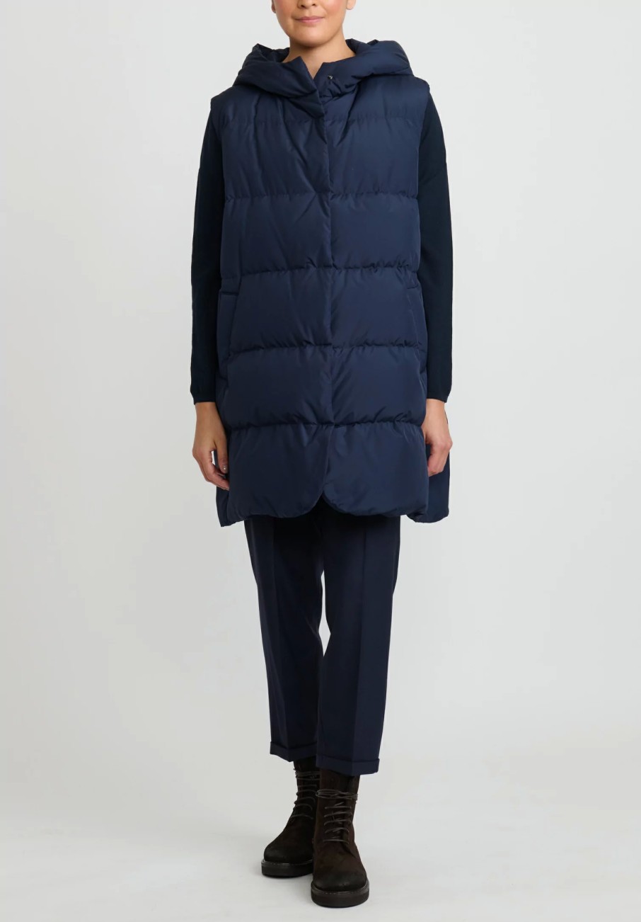 Antonelli Outerwear | Sleeveless ''Pinot'' Down Coat In Navy Blue