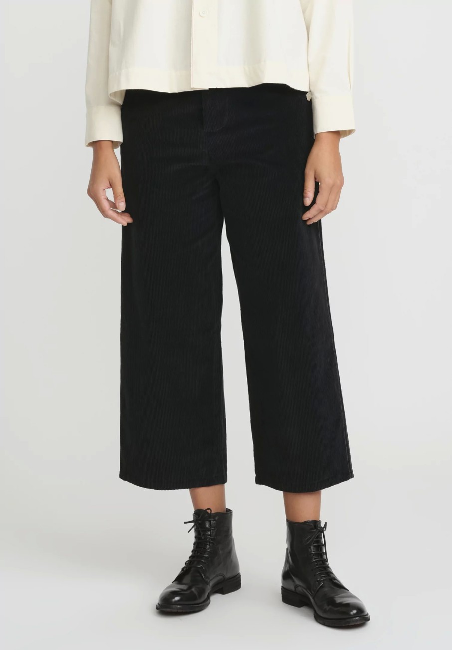 A Tentative Atelier Pants | Cotton Corduroy Roll Up Pants In Black