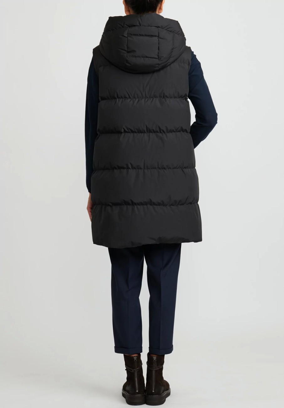 Antonelli Outerwear | Sleeveless ''Pinot'' Down Coat In Black