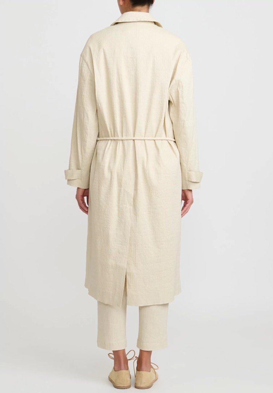 A Tentative Atelier Coats & Dusters | Oversized Elastic Coat In Sand Natural