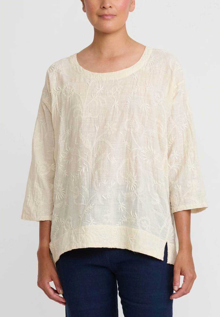 Injiri Tops | Cotton Embroidered Rasa Top In Ivory White