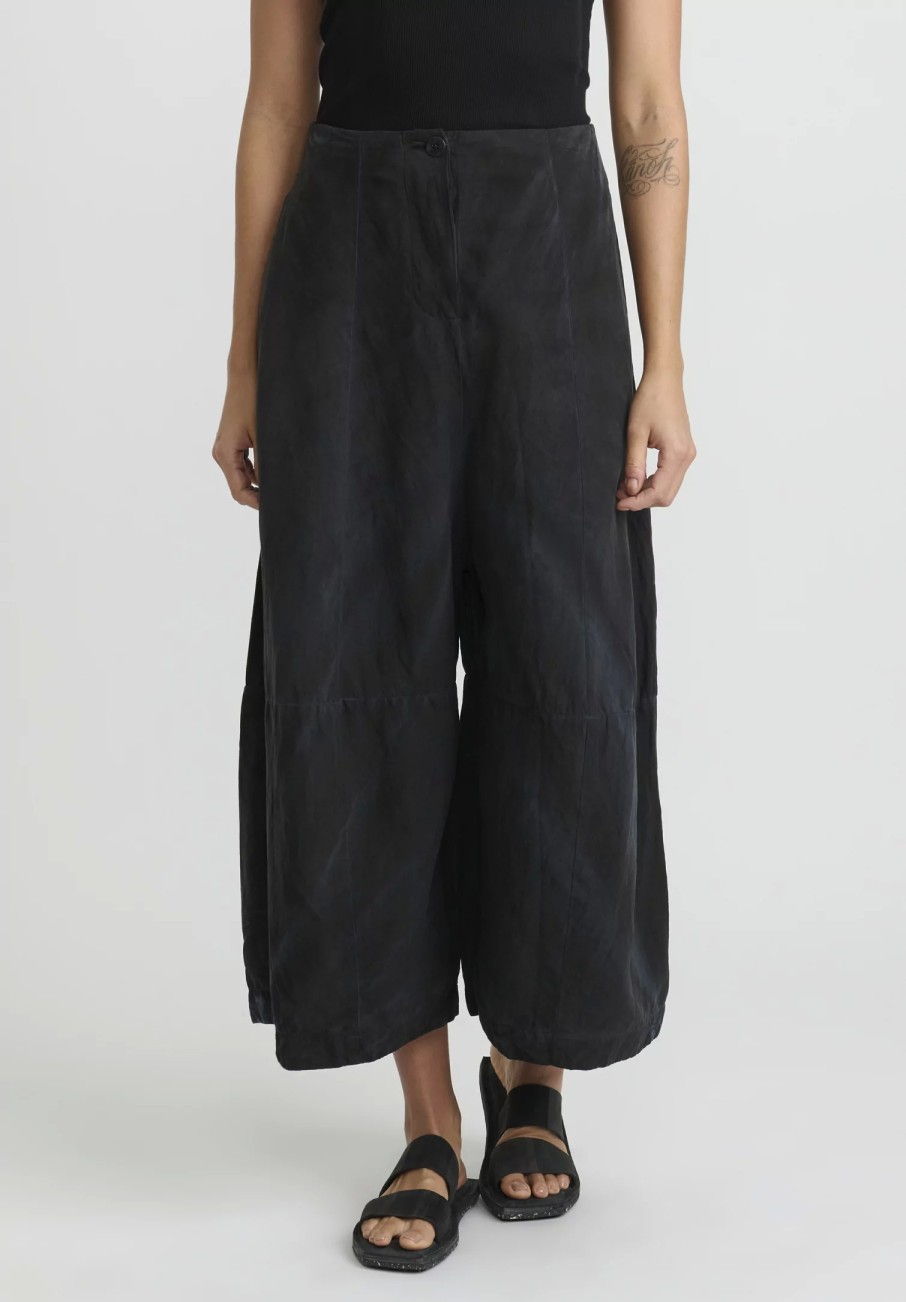 Gilda Midani Pants | Solid Linen And Silk Egg Pants In Black