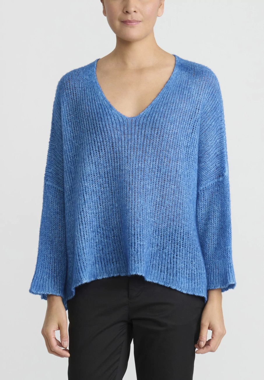 Avant Toi Knitwear | Hand-Painted Cashmere And Silk Loose Knit V-Neck Sweater In Genziana Blue