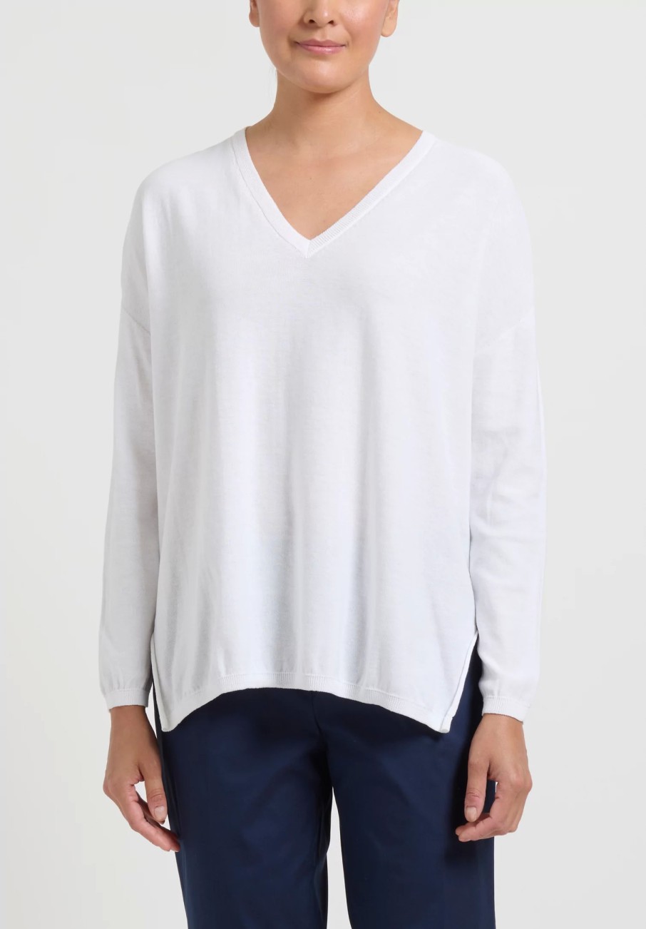 Antonelli Knitwear | V-Neck Cotton ''Malatesta'' Sweater In White